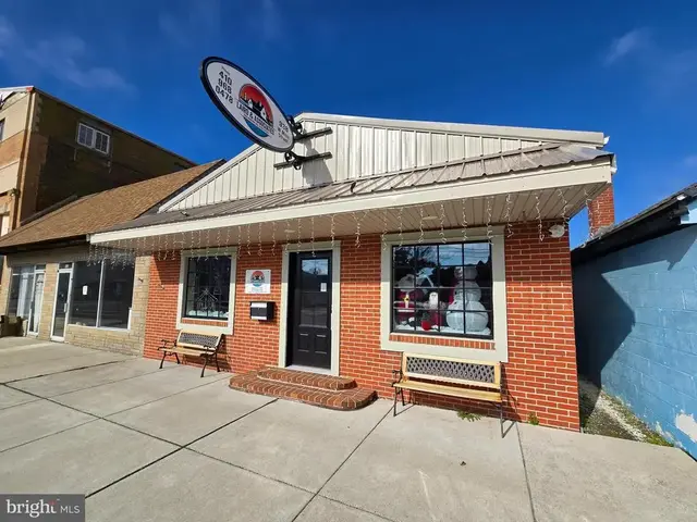 938 W Main St, Crisfield