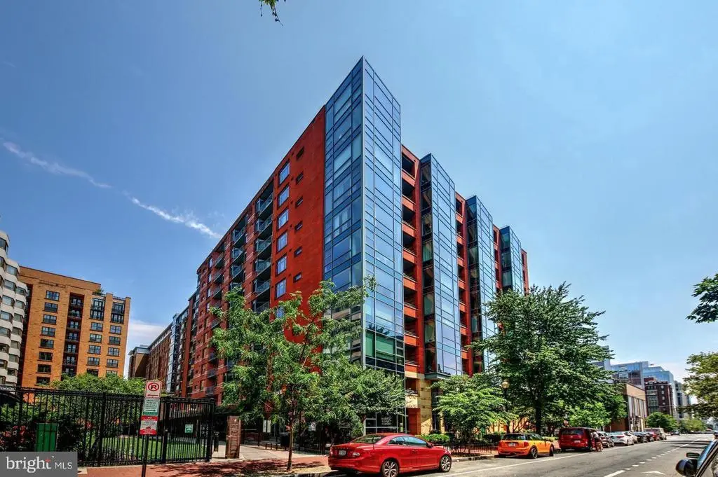 1117 10th St Nw #301, WASHINGTON