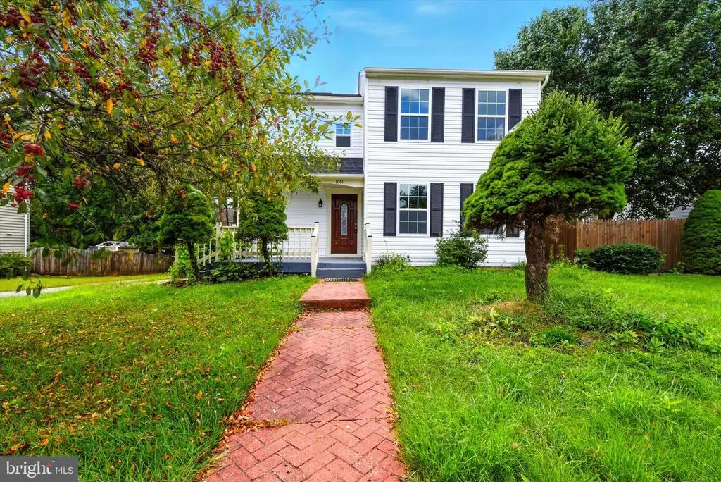 1061 Berkley Dr, Sykesville