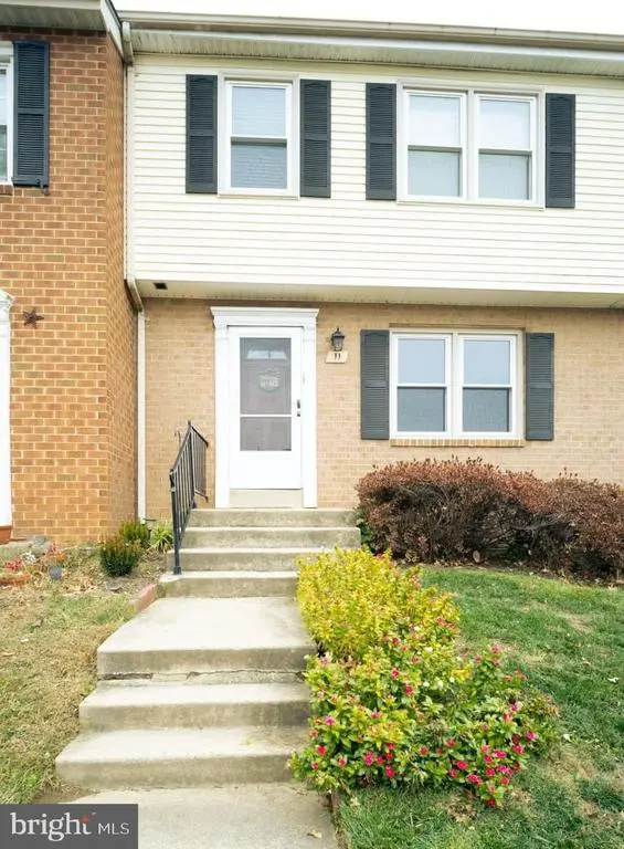 11 Briarstone Ln, Gaithersburg