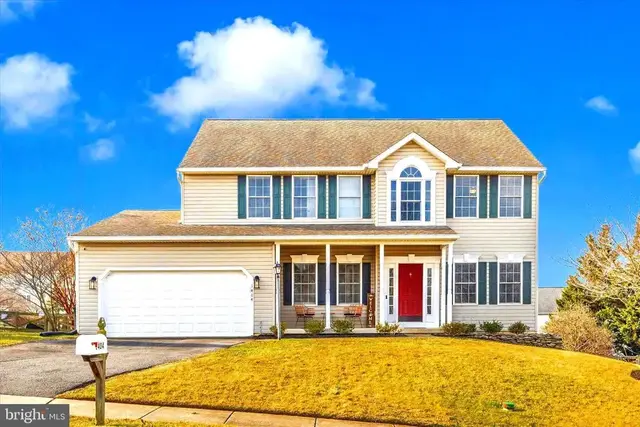 1404 Summer Sweet Ln, Mount Airy