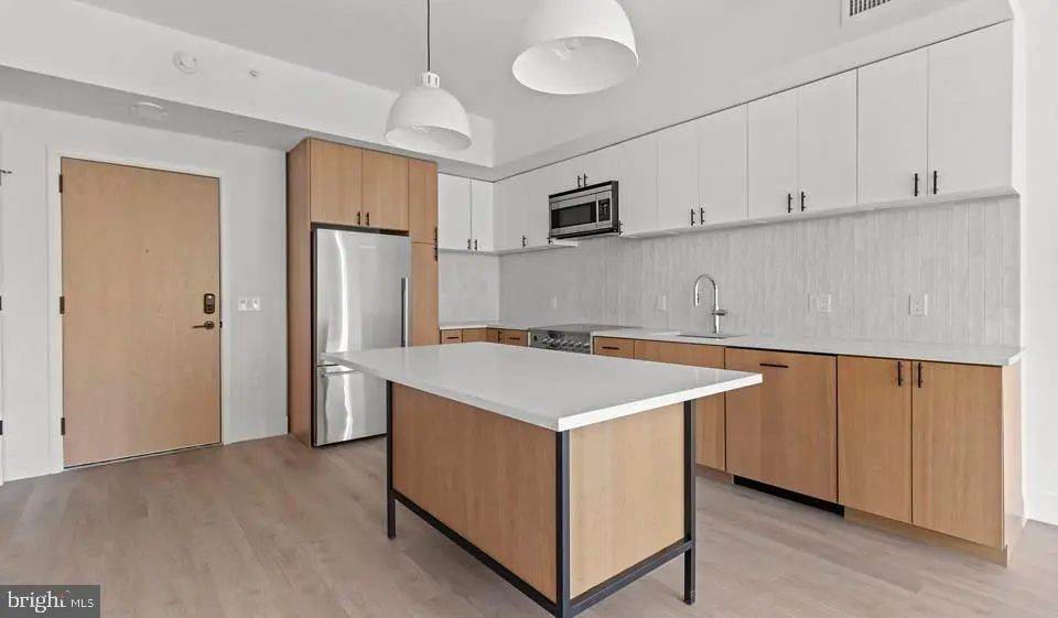 10511 Strathmore Hall St #3b-3b-ph2, North Bethesda