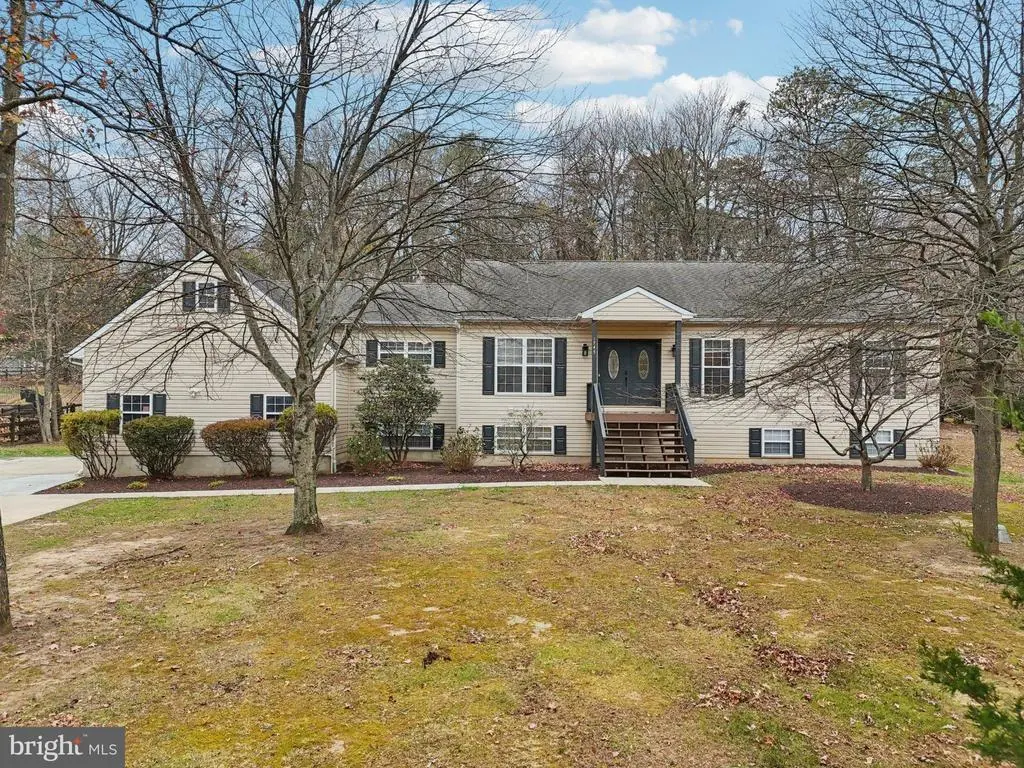 1745 Maple Ave, Hanover