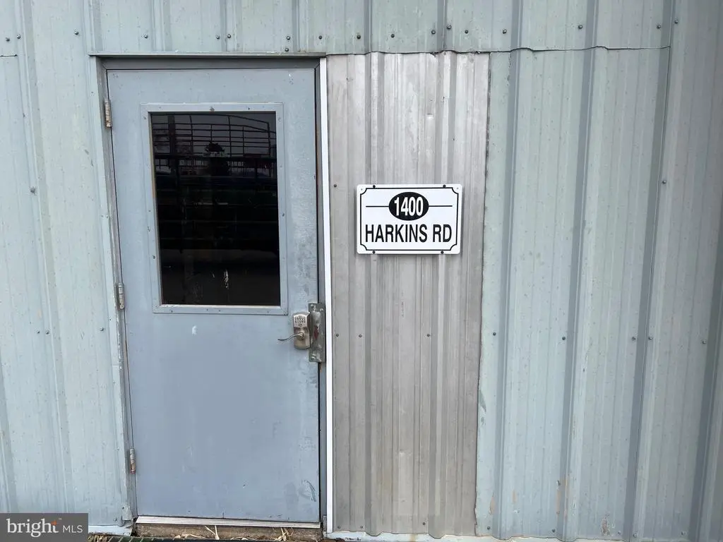 1400 Harkins Road, PYLESVILLE