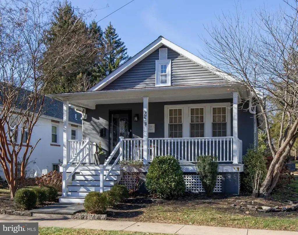 259 W Ashland St, DOYLESTOWN