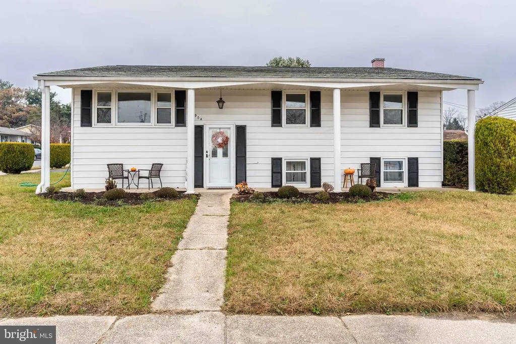 904 Pleasantville Dr, Glen Burnie