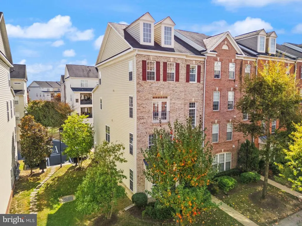 2238 Margraf Cir, Woodbridge