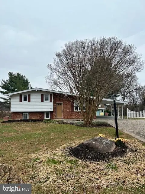 6210 Rolling View Dr, Eldersburg