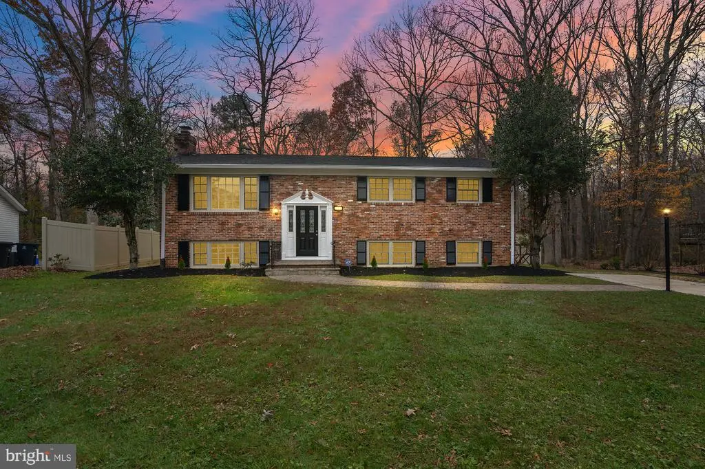 6908 Greenwood Dr, Glenn Dale