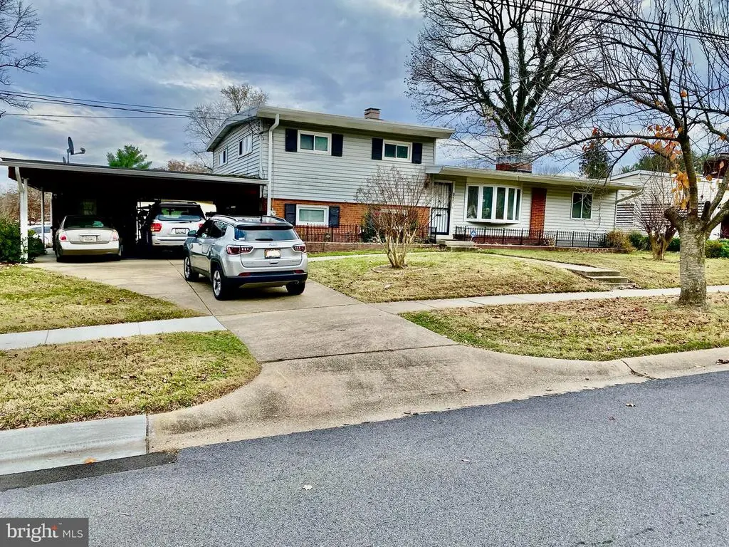 405 Linthicum St, Rockville