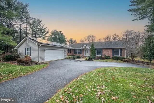 1103 Cape Ct, Sykesville