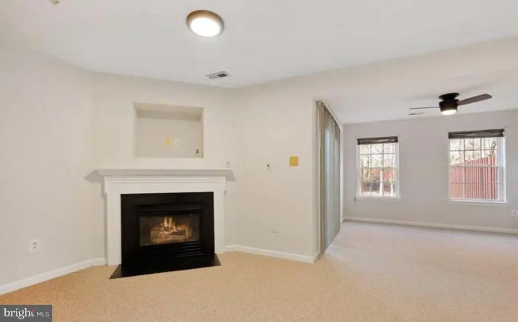 7510 E Plateau Dr, Hanover