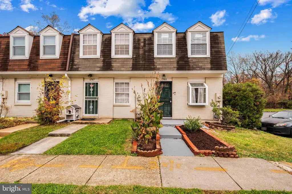 1765 Dutch Village Dr #l-326, Landover