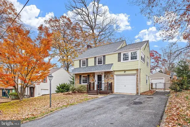 104 Laurel Ln, Wilmington