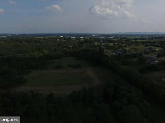 250 Willow Mill Park Rd, Mechanicsburg