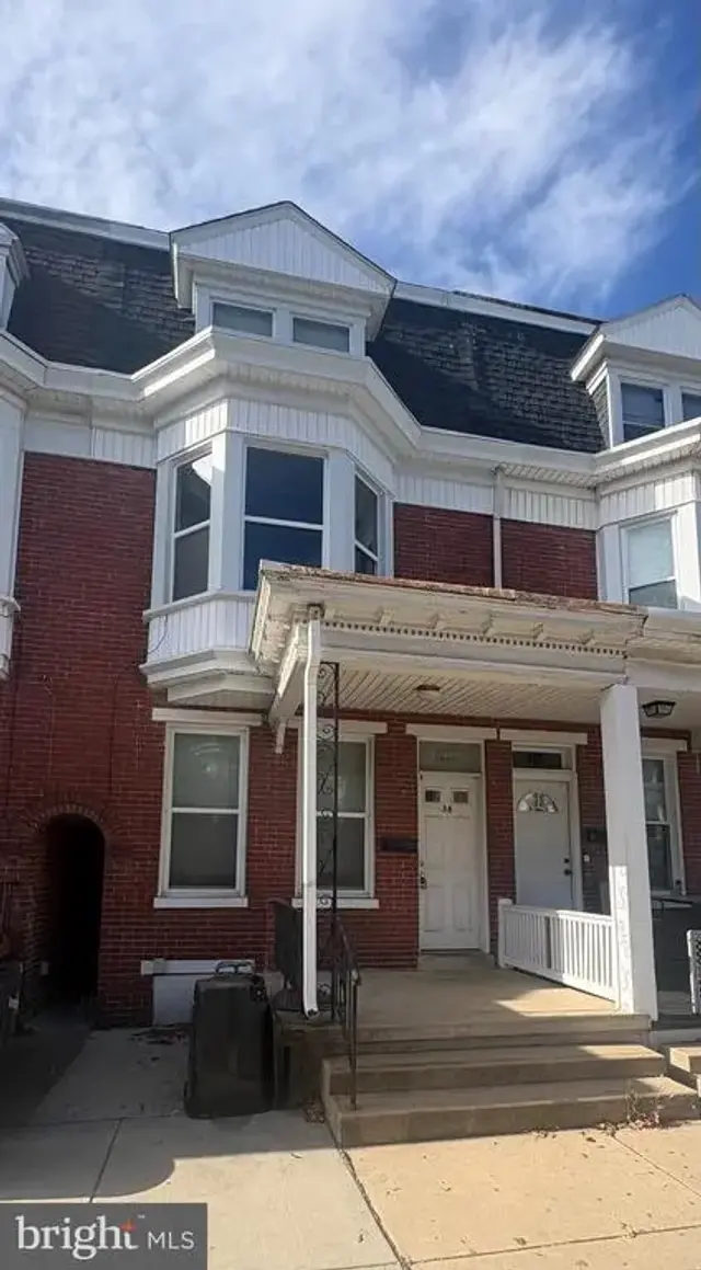 58 N Tremont St, York