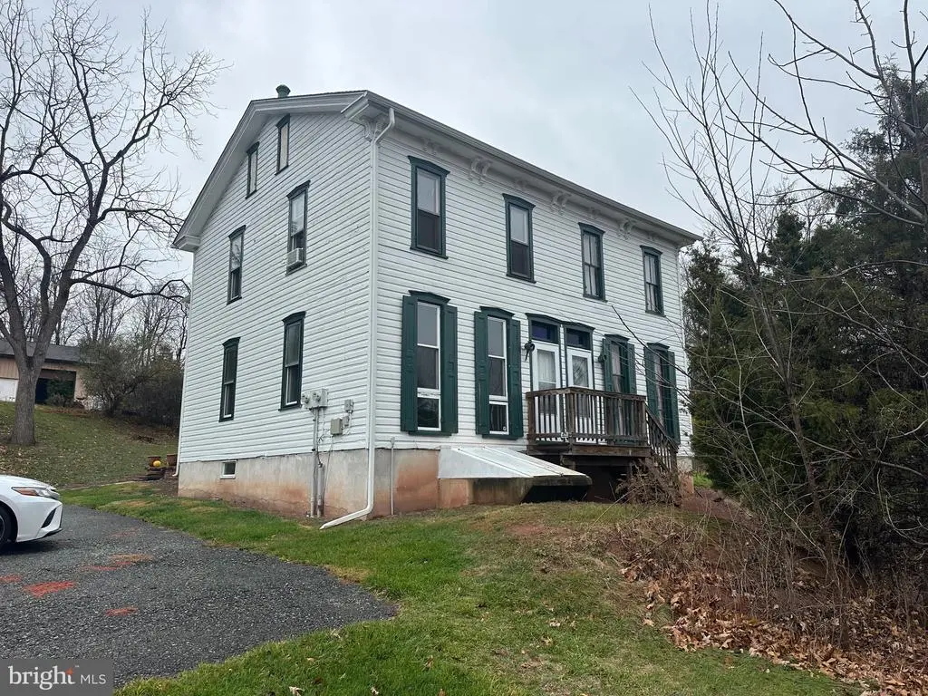 64w Church Rd, Royersford