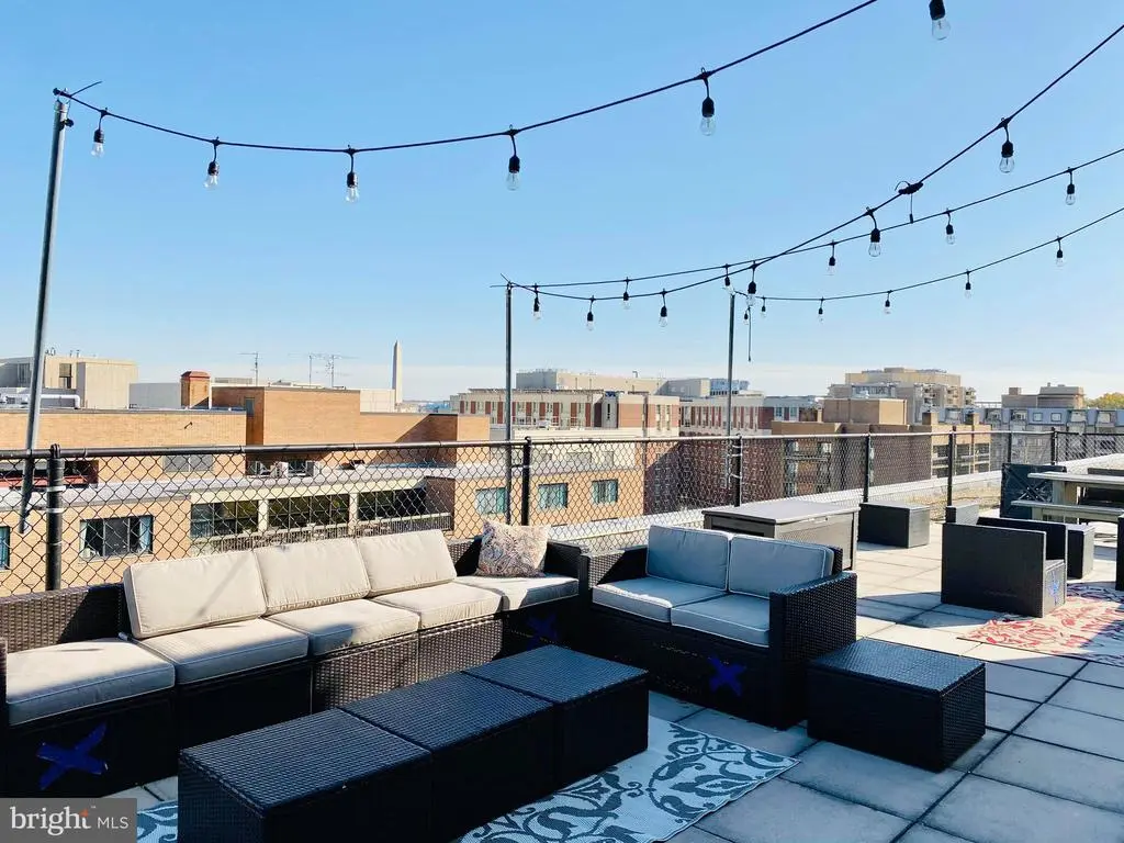 730 24th St Nw #216, Washington