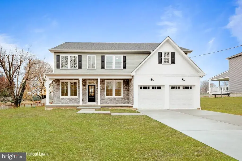 866 Hulmeville Rd, LANGHORNE