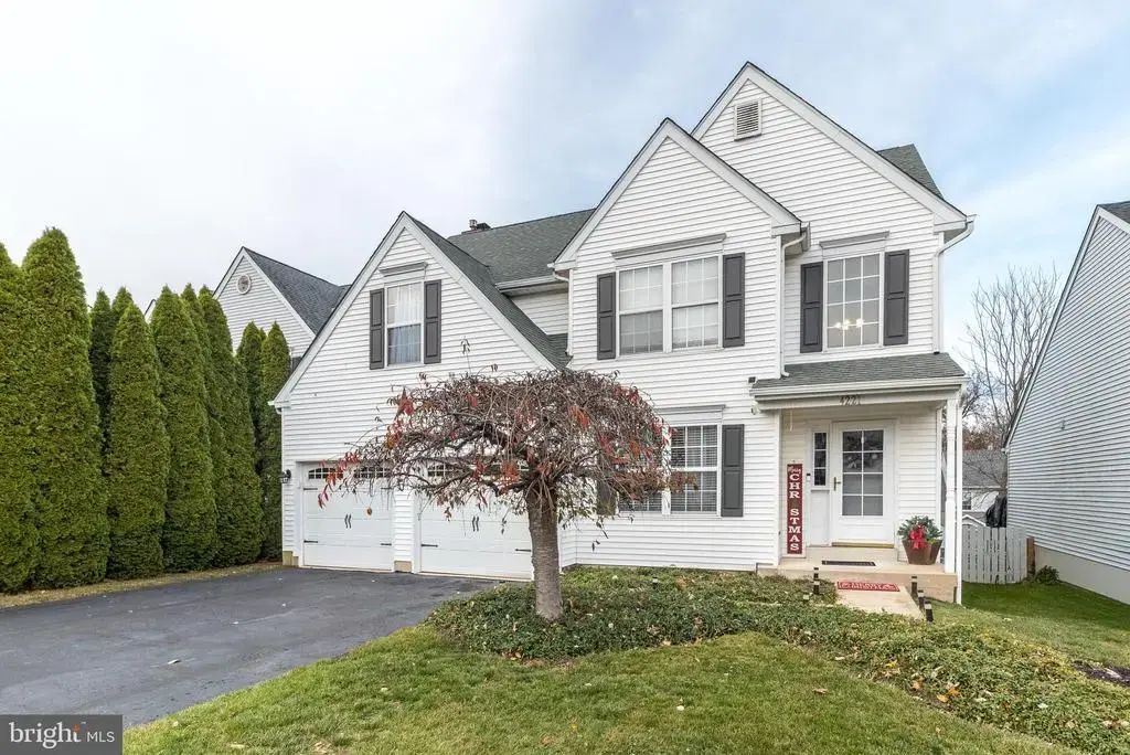 4221 Sir Andrew Cir, DOYLESTOWN