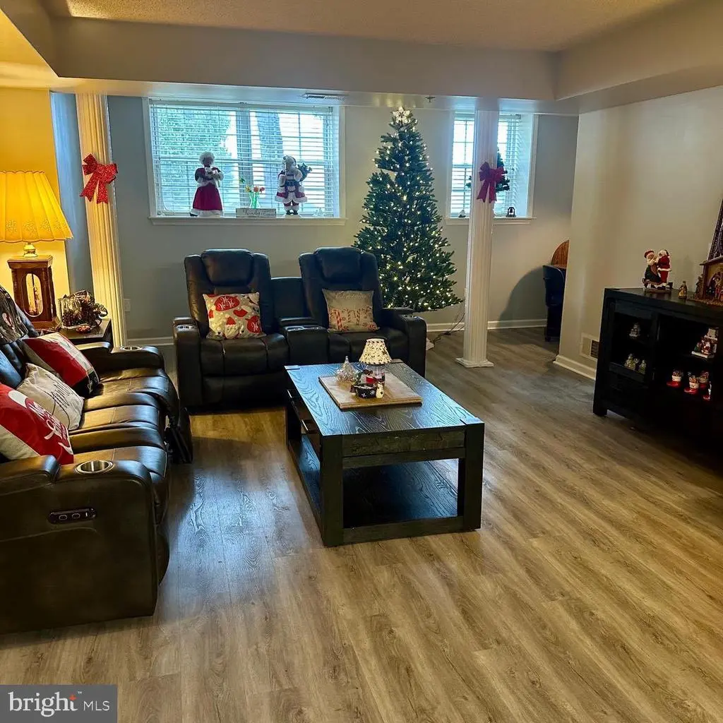 Photo of Listing #PABU2109908