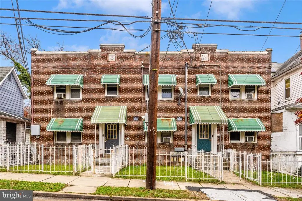 2513-2515 22nd St Ne, Washington