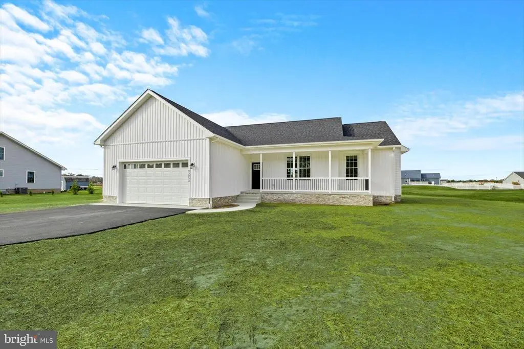 22253 Francesco Dr, SEAFORD