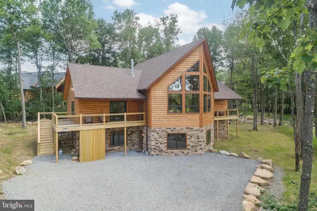 110 Wisp Adventure Rd, MC HENRY