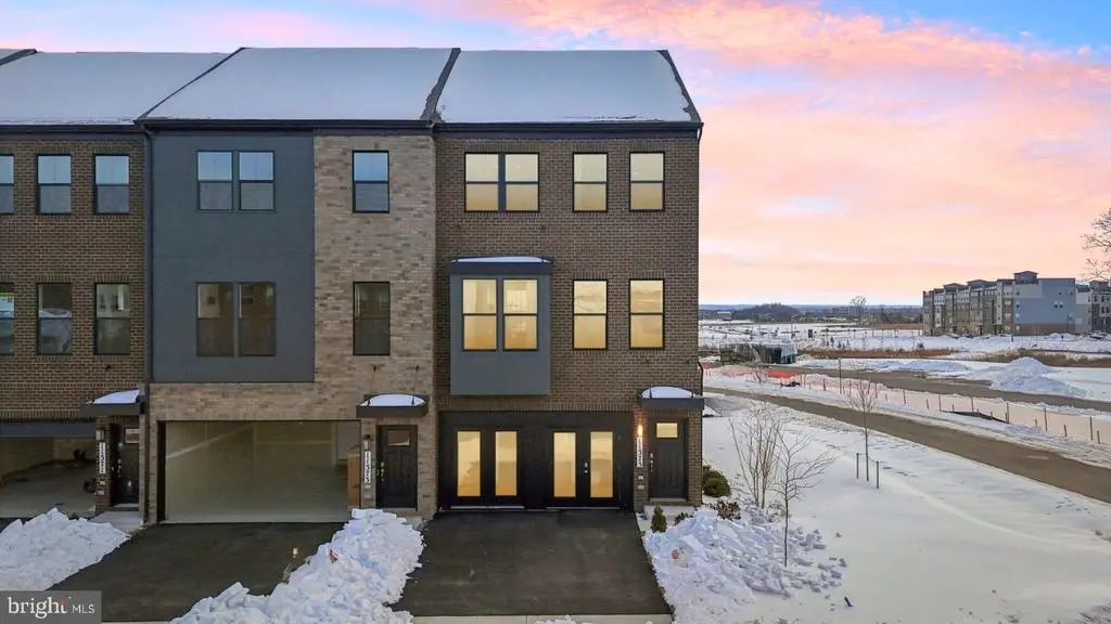 11363 Hypatia Loop, MANASSAS