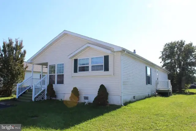 825 Stella St #117, Smyrna