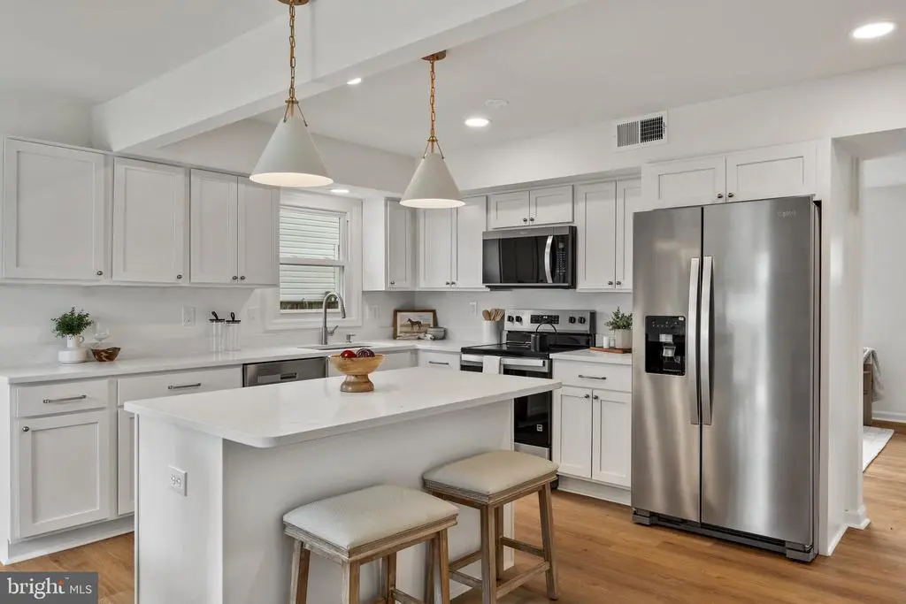 1705 Millstone Dr, Edgewater