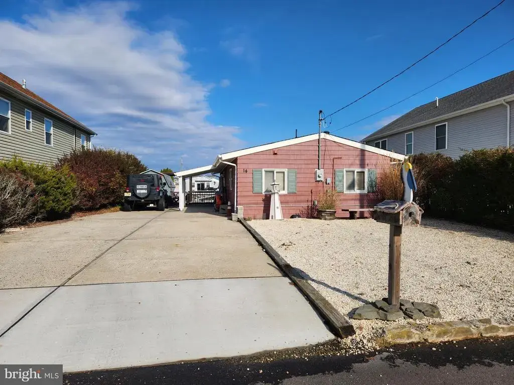 14 W Thames Rd, LITTLE EGG HARBOR TWP