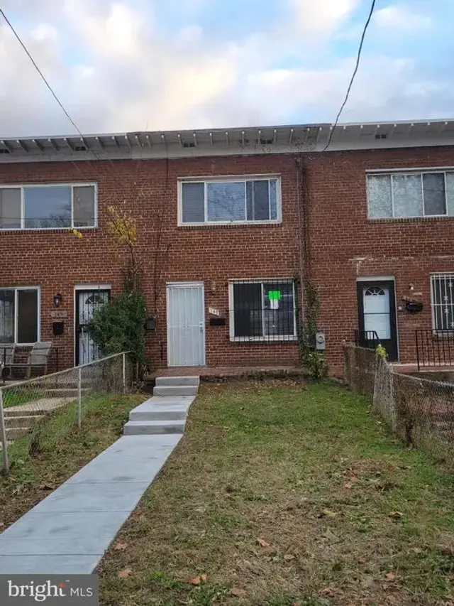 147 Mississippi Ave Se, Washington