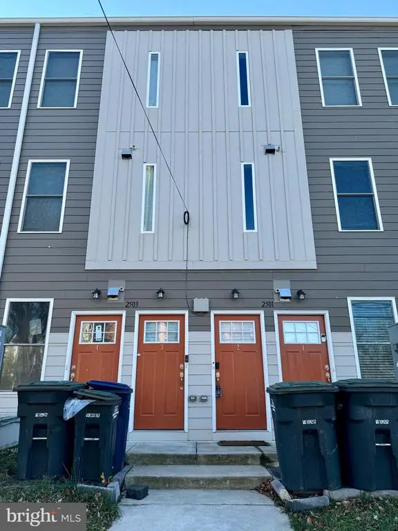 2503 Burns St Se, Washington