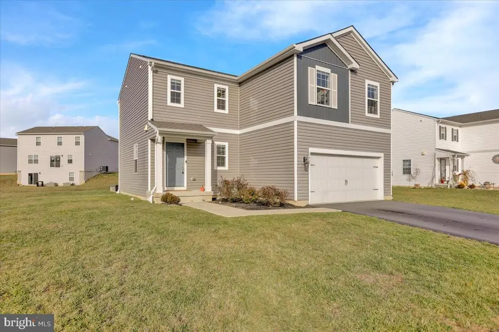 543 E 4th St, BERNVILLE