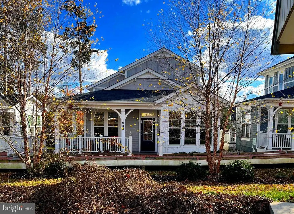 1022 Railroad Ave #4, FALLS CHURCH