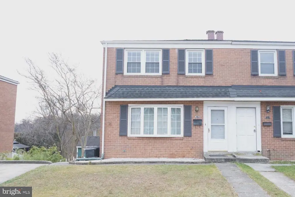 927 Grovehill Rd, Halethorpe