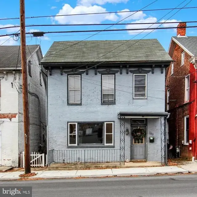 346 S Potomac St, Waynesboro