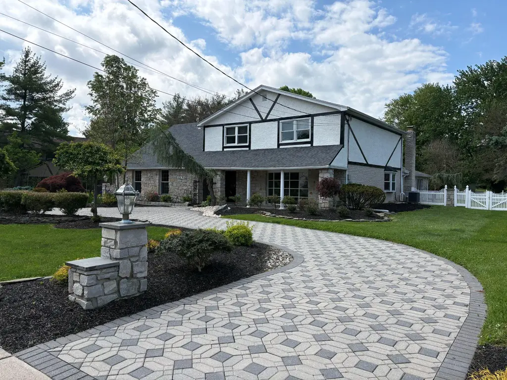 1021 Meetinghouse Rd, AMBLER