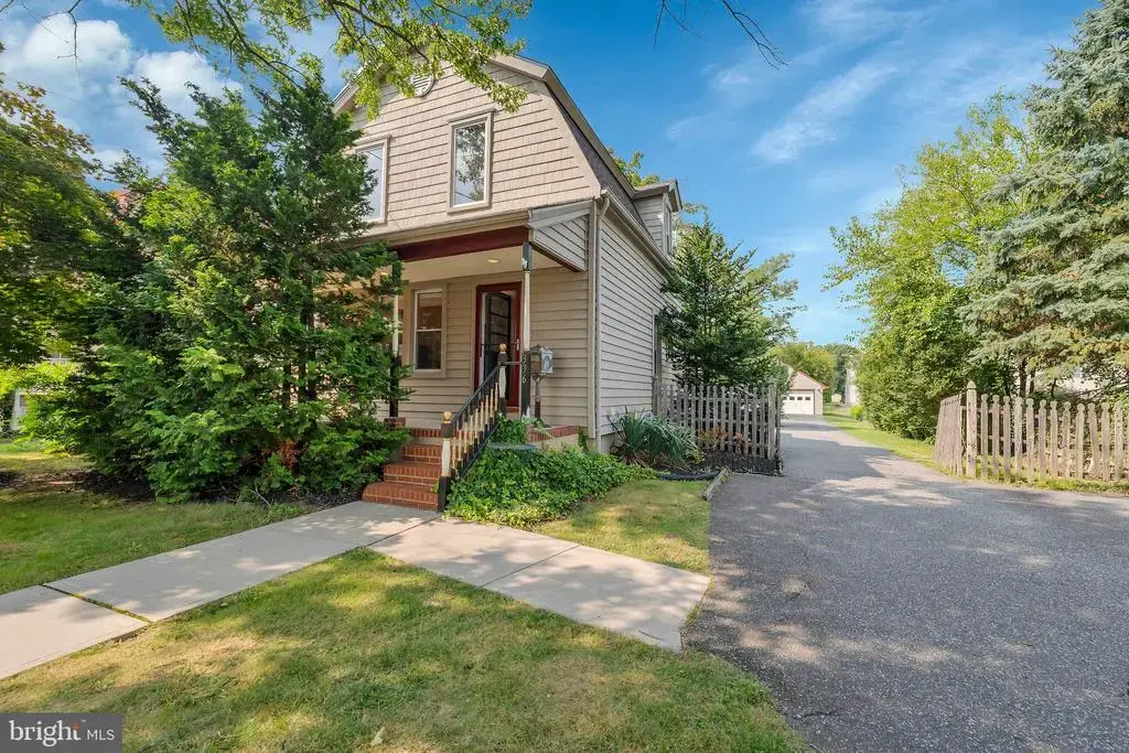 336 Stockton St, HIGHTSTOWN