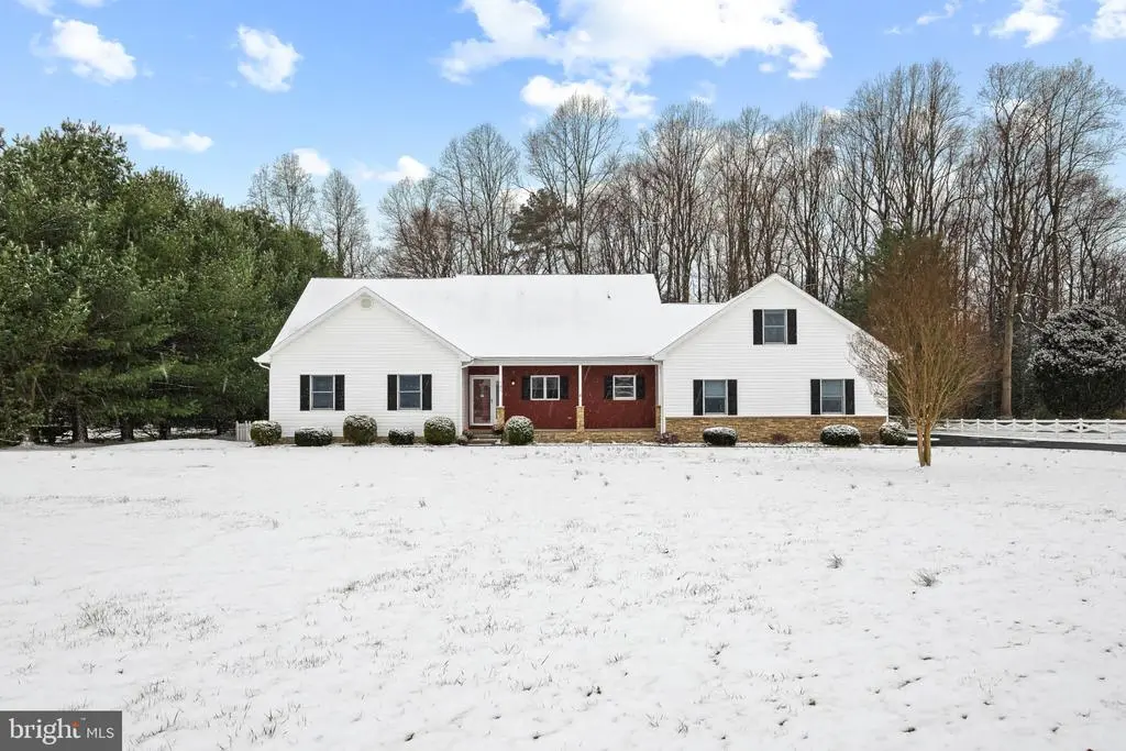 137 S Paula Lynne Dr, SEAFORD