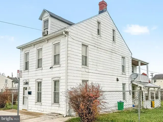 329 Wheatfield St, York
