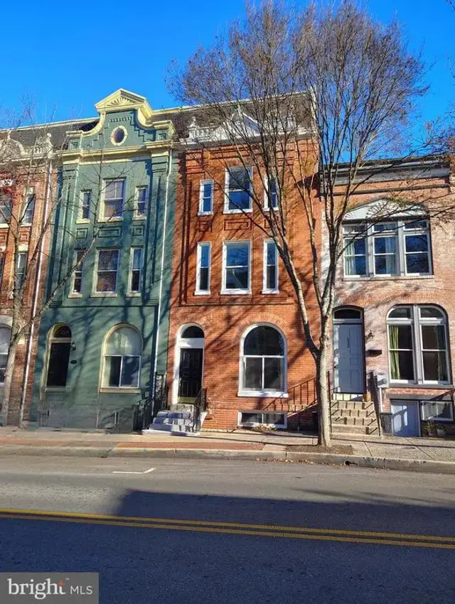 230 S Market St, Frederick