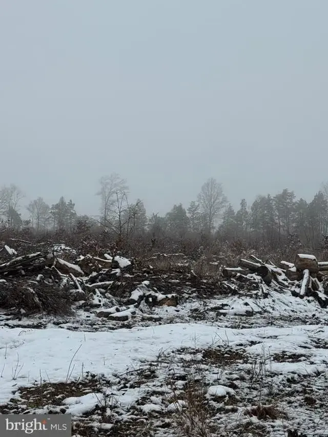 000 Old Mill Rd, Midland