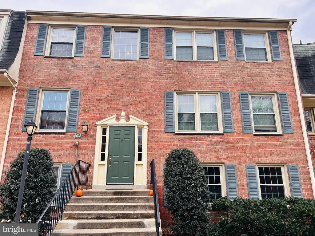 6018 Westchester Park Dr #6018 T-1, College Park