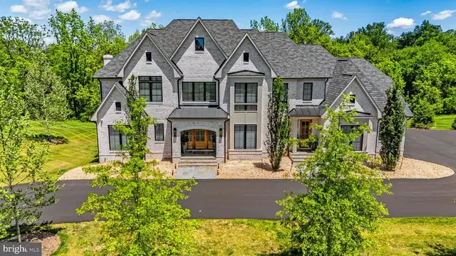 37291 Seabiscuit Park Pl, Middleburg