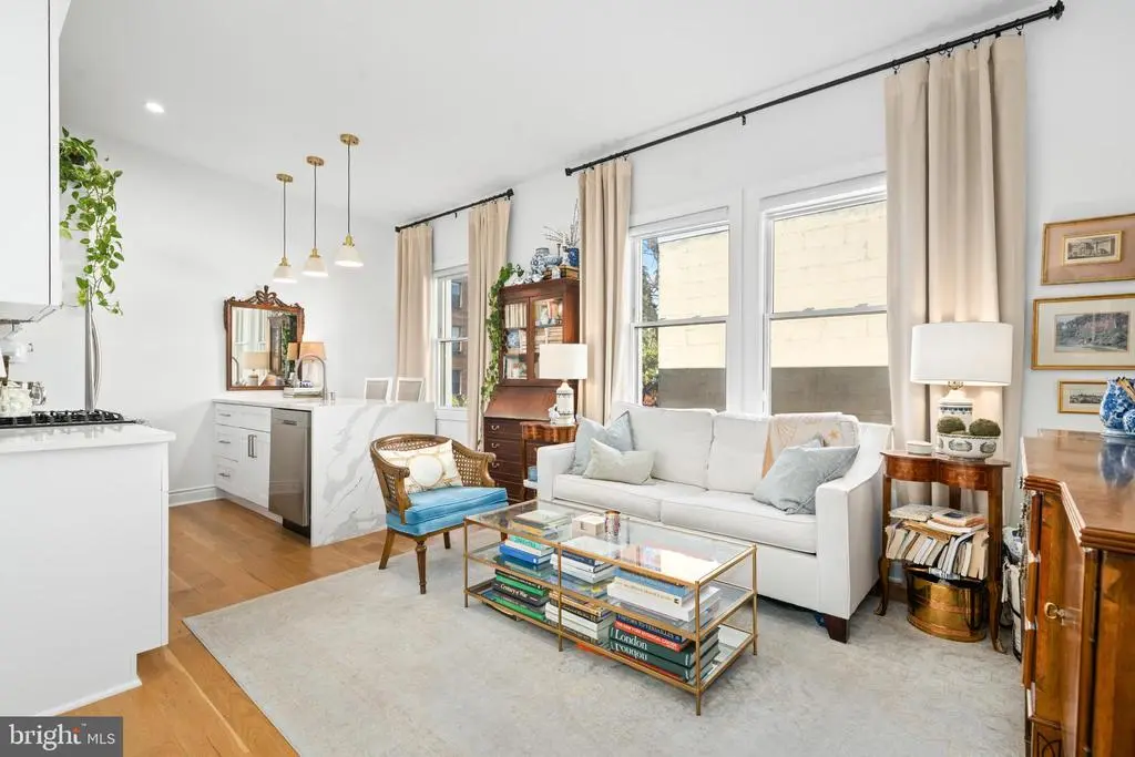 317 3rd St Se #33, WASHINGTON