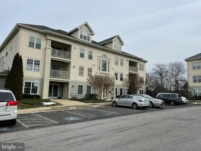 9131 Gracious End Ct #204, Columbia
