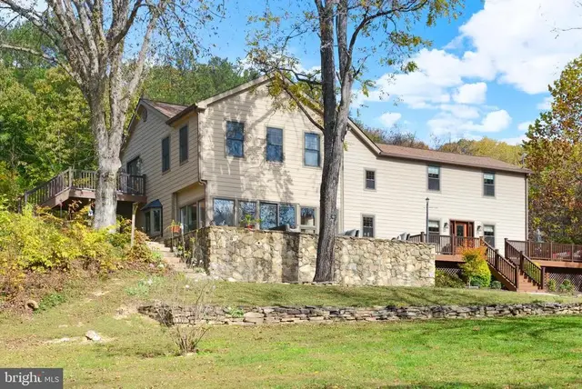 7144 Ira Sears Rd, Adamstown