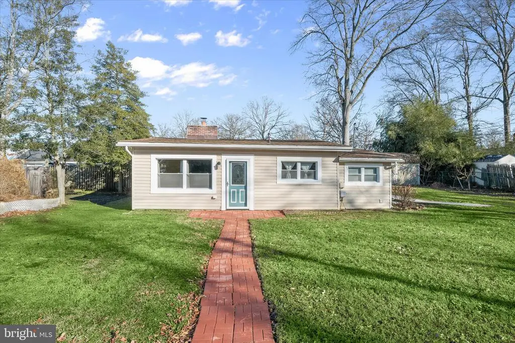 1639 Elkridge Dr, Edgewater